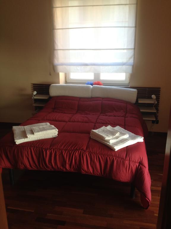 Toledo Suite เนเปิลส์ ภายนอก รูปภาพ